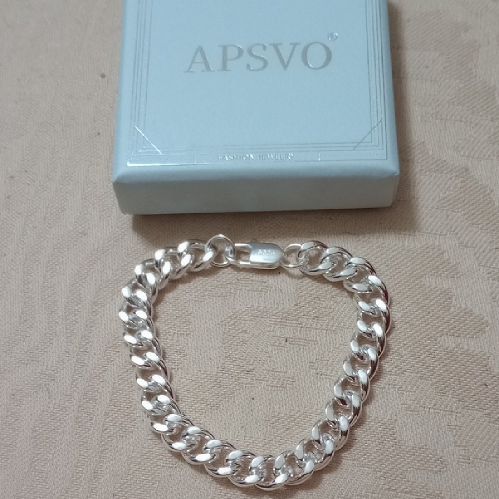 NWT 925 Sterling Silver Cuban  Chain Bracelet. UNISEX  8.3"